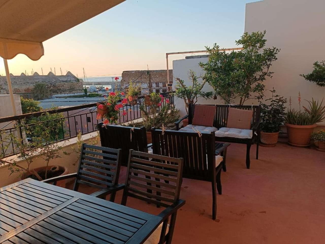 Rayon De Soleil Lägenhet Chania  Exteriör bild